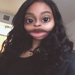 Meet your Posher, Aunya'